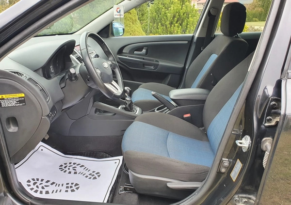 Kia Ceed cena 21900 przebieg: 190000, rok produkcji 2011 z Dąbrowa Tarnowska małe 191